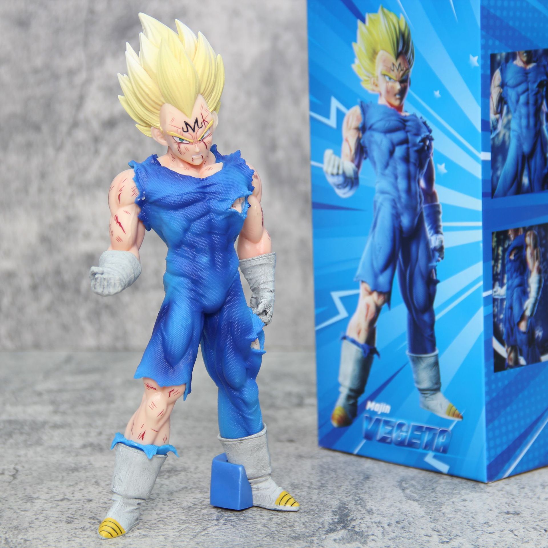 Figura de Vegeta Príncipe Supe - Model Kit Vegeta reseña y precio