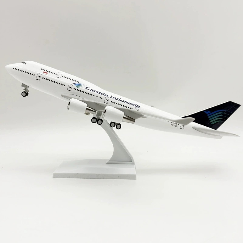 Modelo de Avión a Escala 1/250 - Model Kit Indonesia reseña y precio
